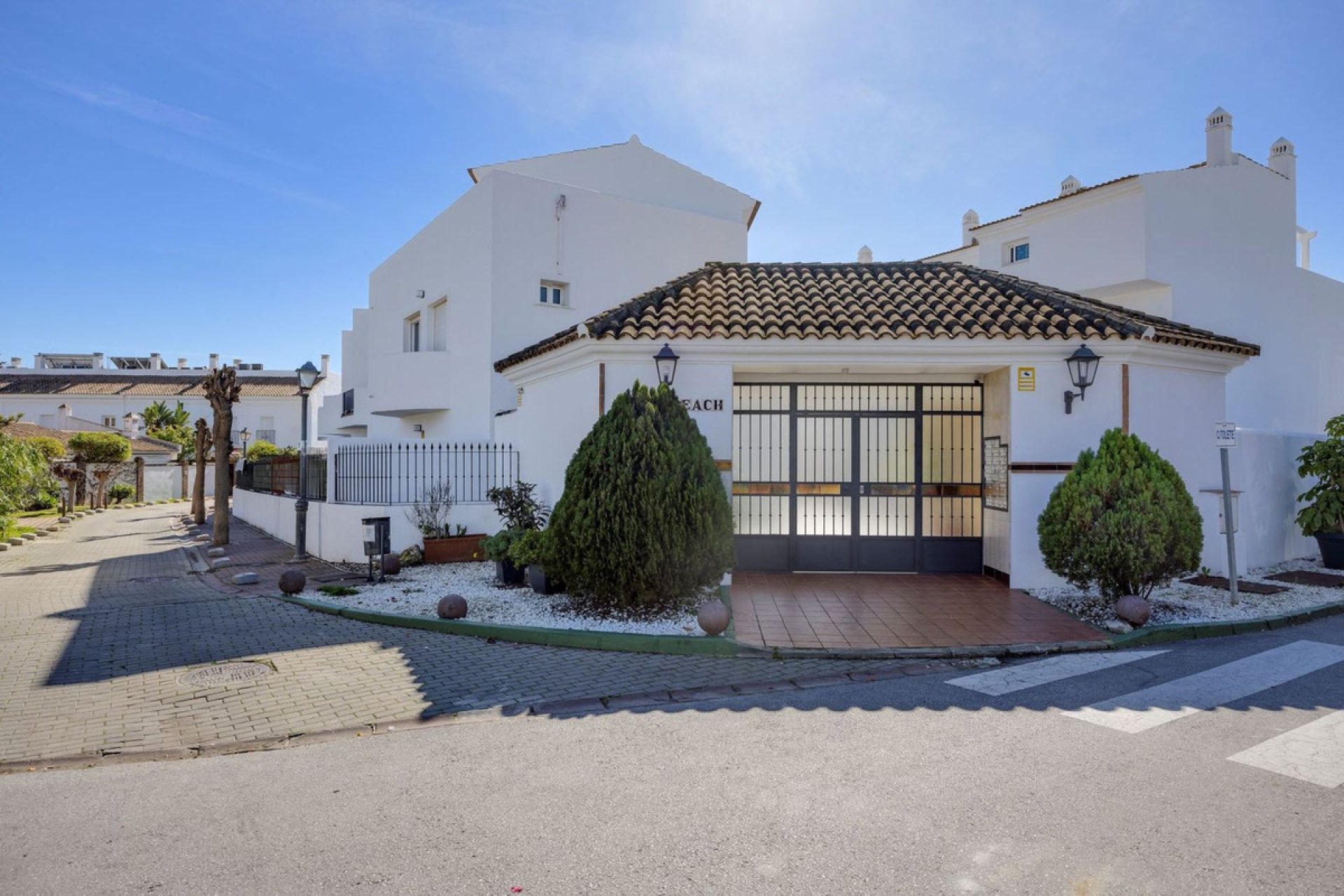 Resale - House - Townhouse - Estepona - Estepona Centro