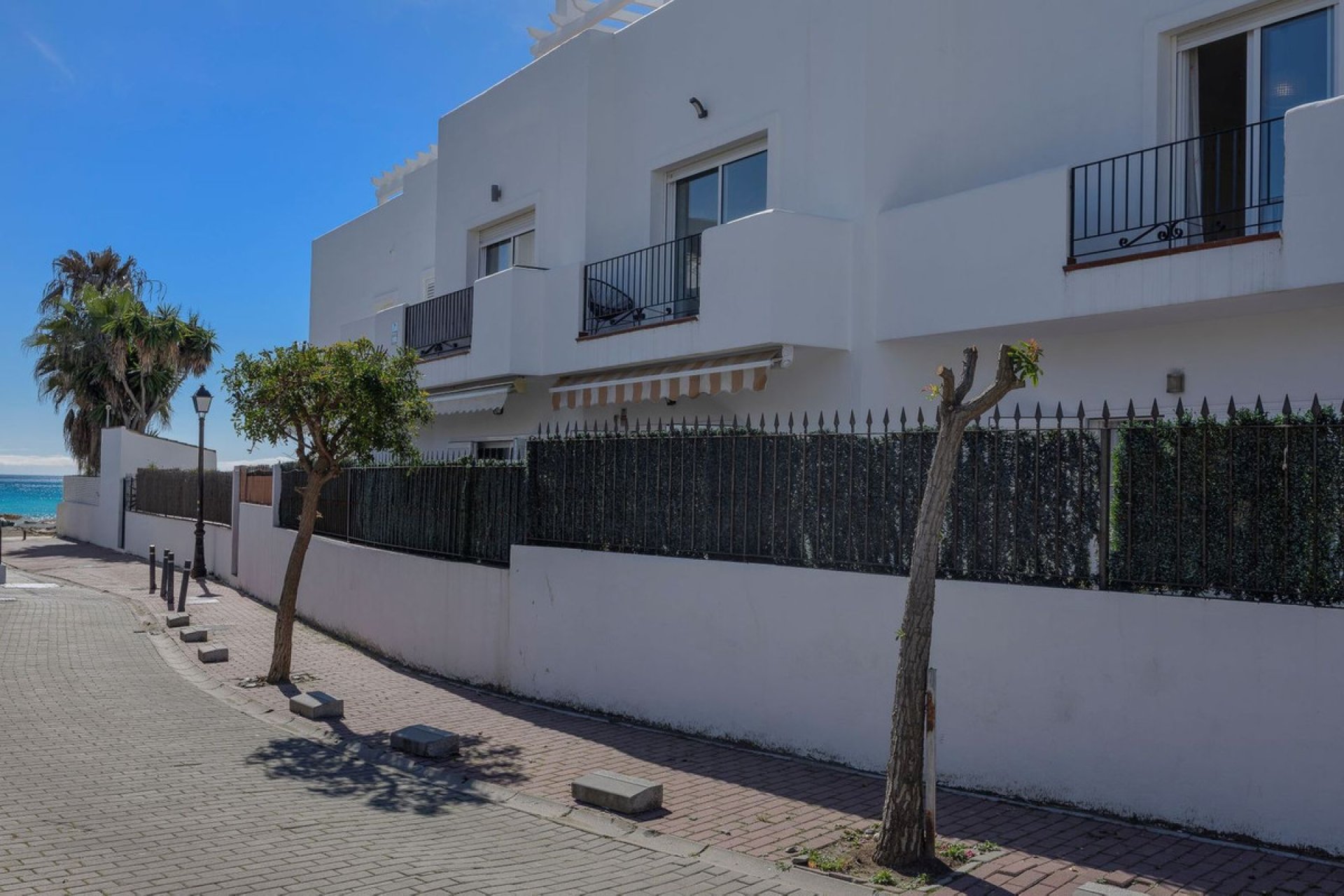 Resale - House - Townhouse - Estepona - Estepona Centro