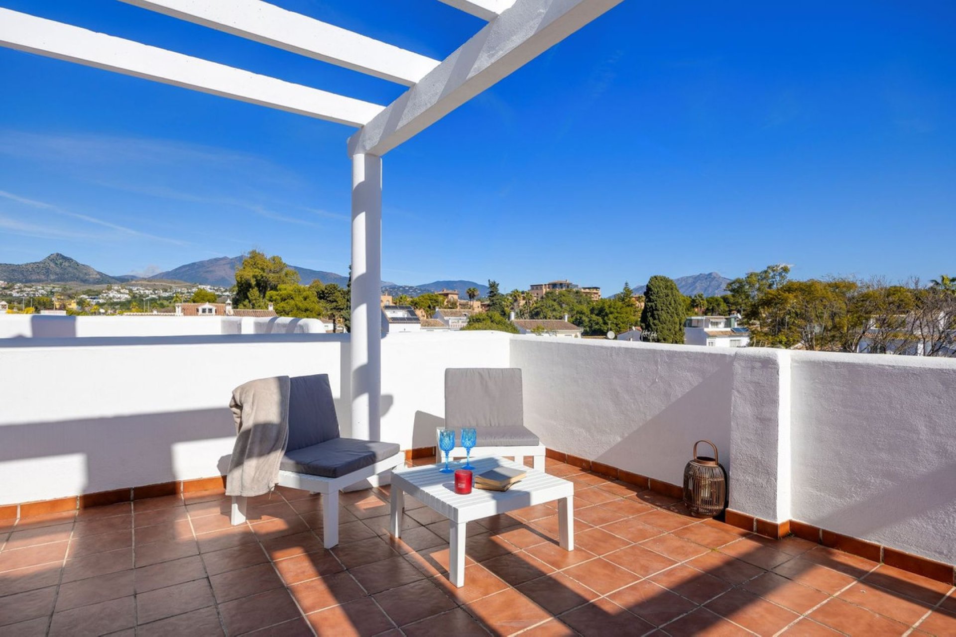 Resale - House - Townhouse - Estepona - Estepona Centro