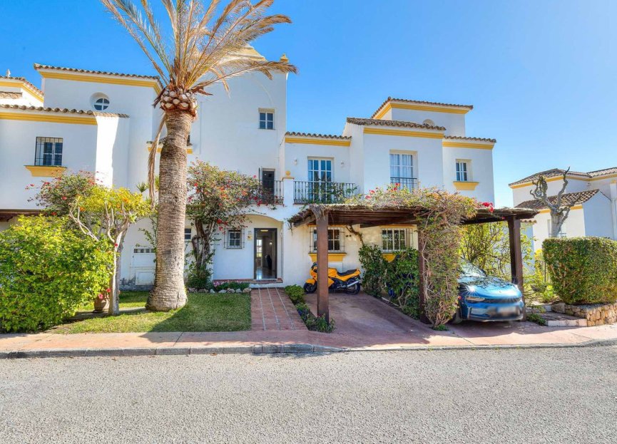 Resale - House - Townhouse - Estepona - Estepona Centro