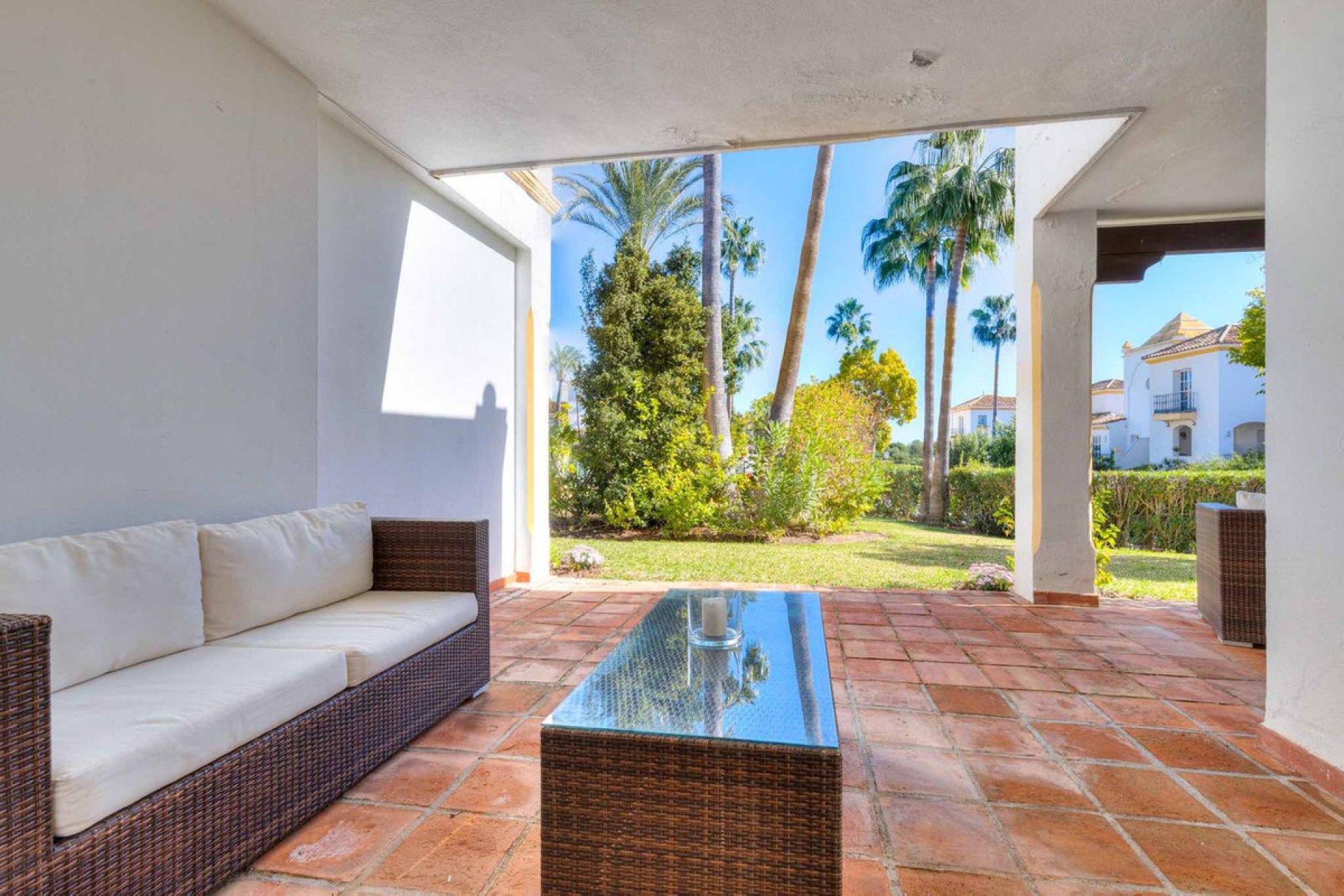 Resale - House - Townhouse - Estepona - Estepona Centro