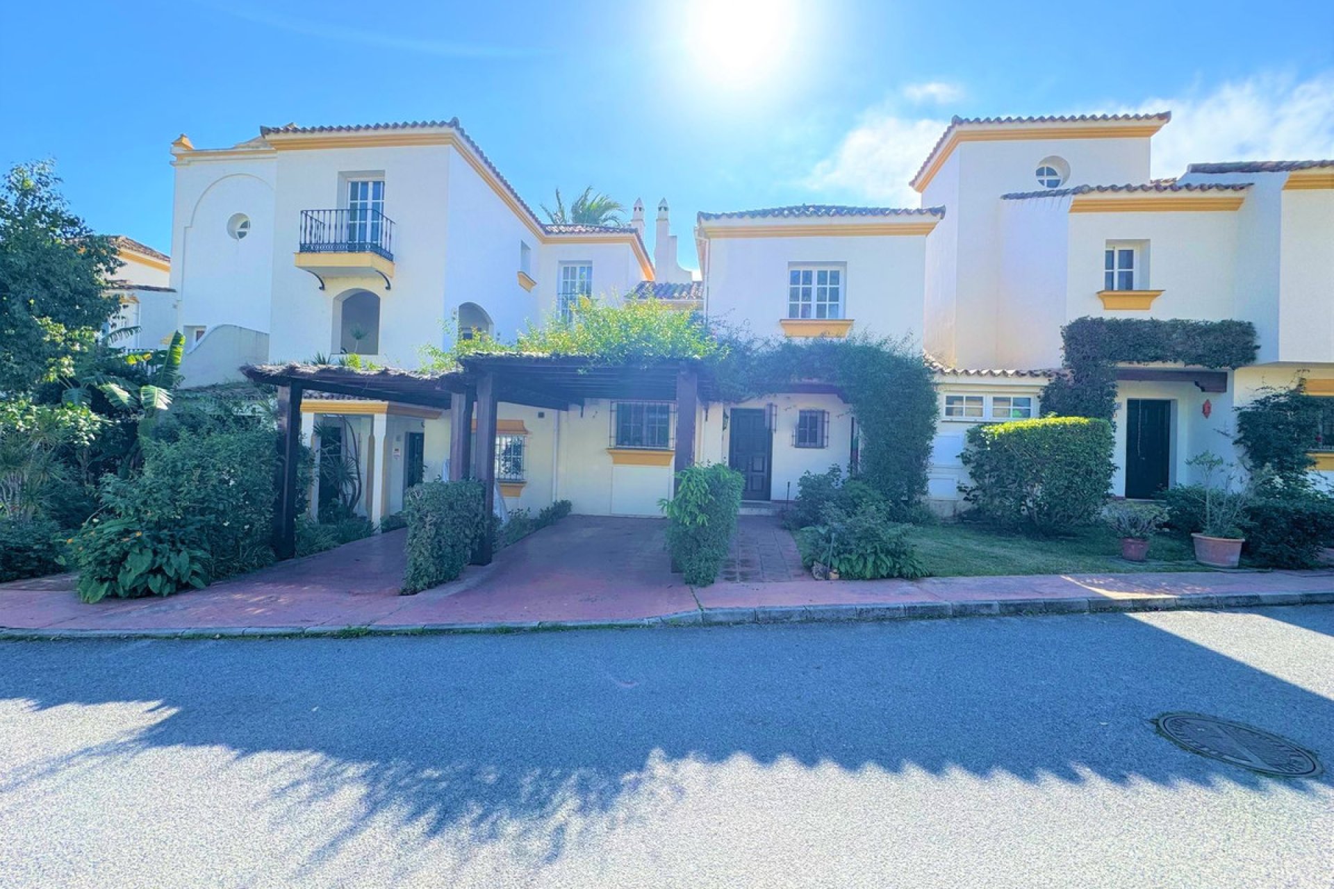 Resale - House - Townhouse - Estepona - Estepona Centro