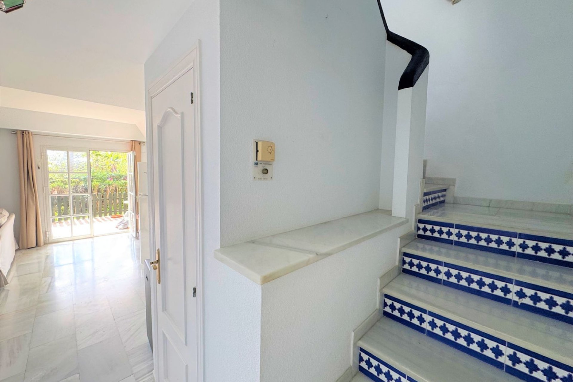 Resale - House - Townhouse - Estepona - Estepona Centro