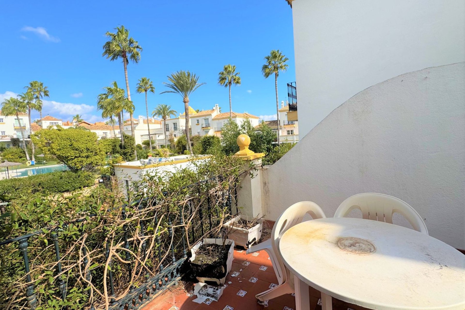 Resale - House - Townhouse - Estepona - Estepona Centro