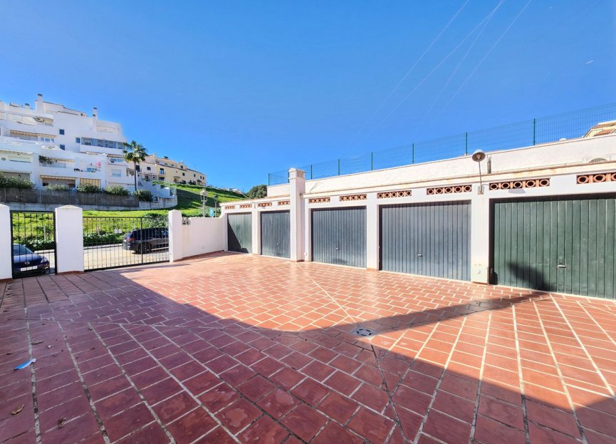 Resale - House - Townhouse - Estepona - Estepona Centro