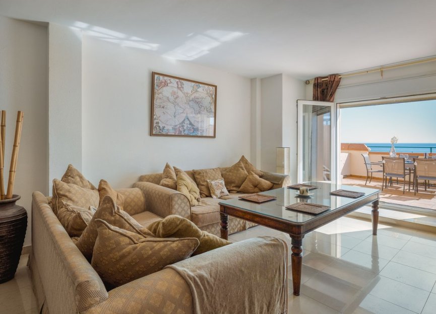 Resale - House - Townhouse - Estepona - Estepona Centro