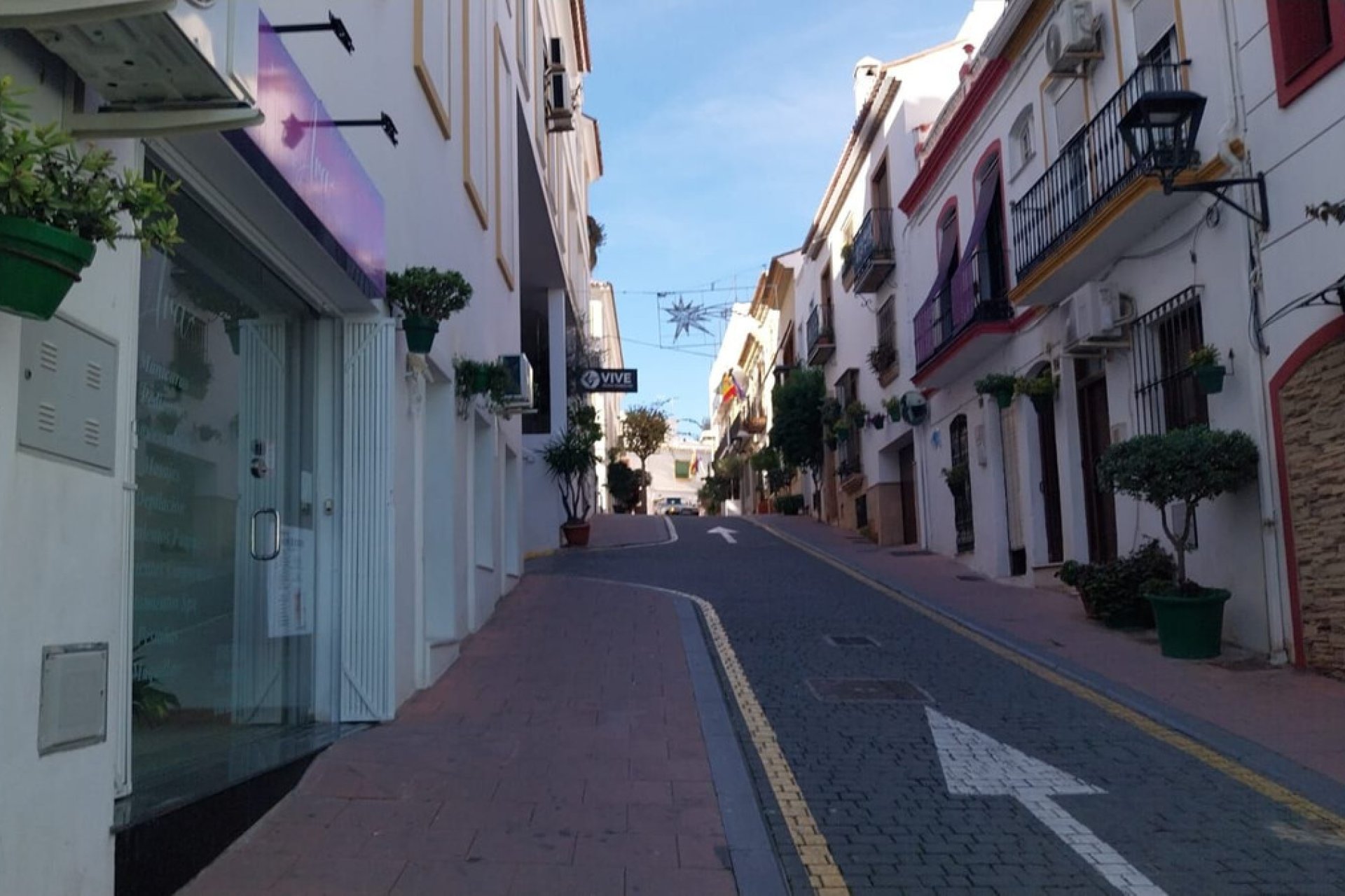 Resale - House - Townhouse - Estepona - Estepona Centro