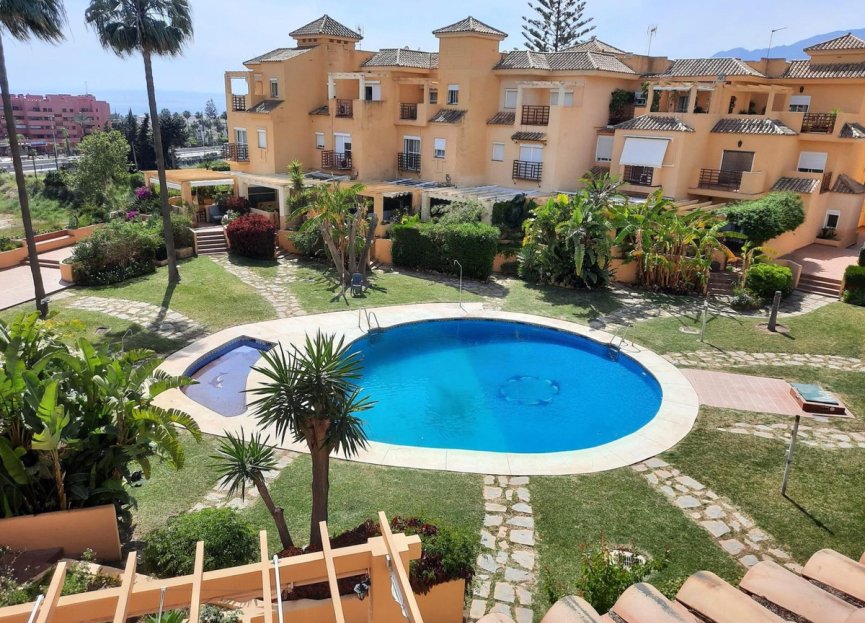 Resale - House - Townhouse - Estepona - Estepona Centro