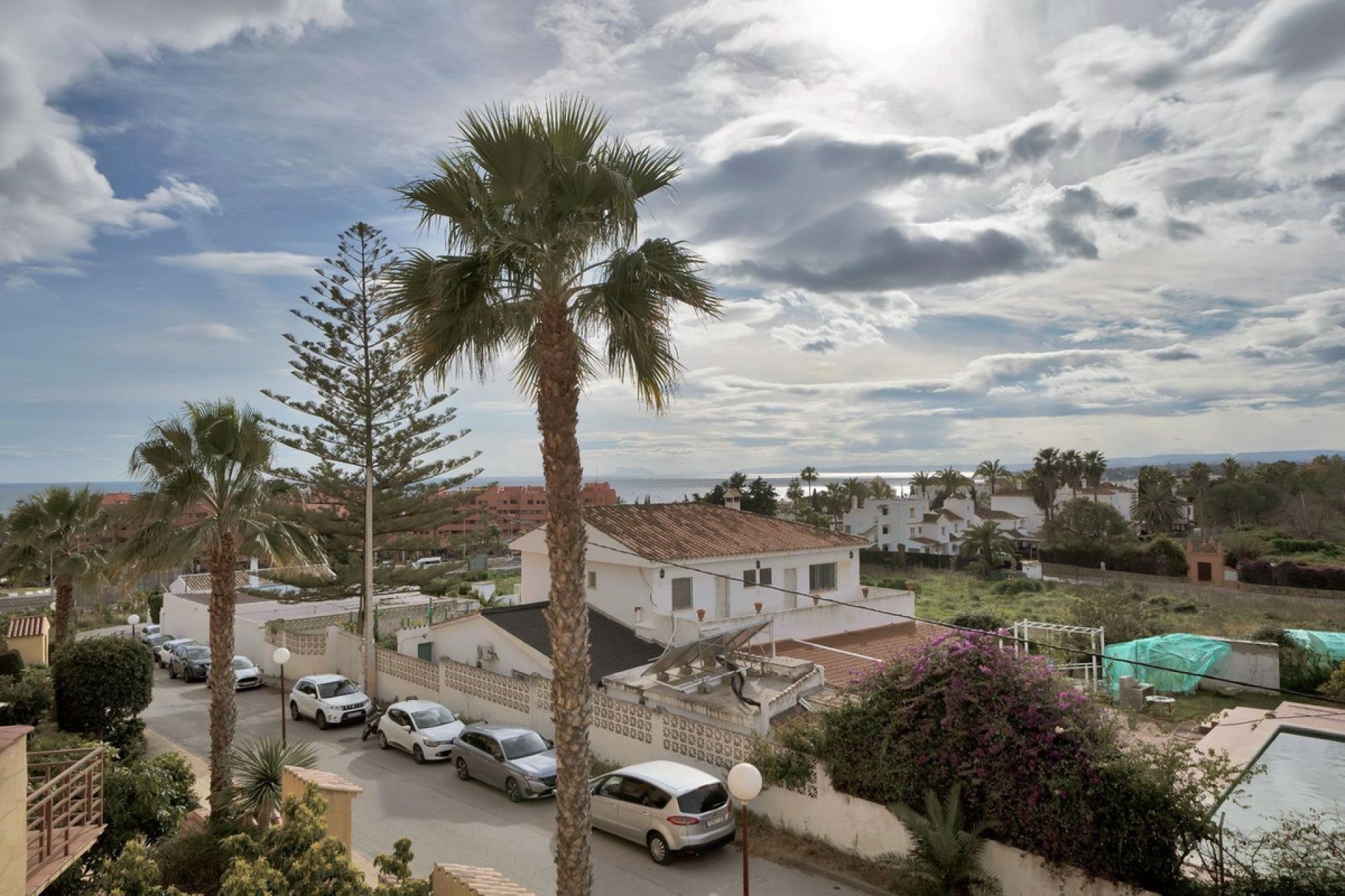 Resale - House - Townhouse - Estepona - Estepona Centro