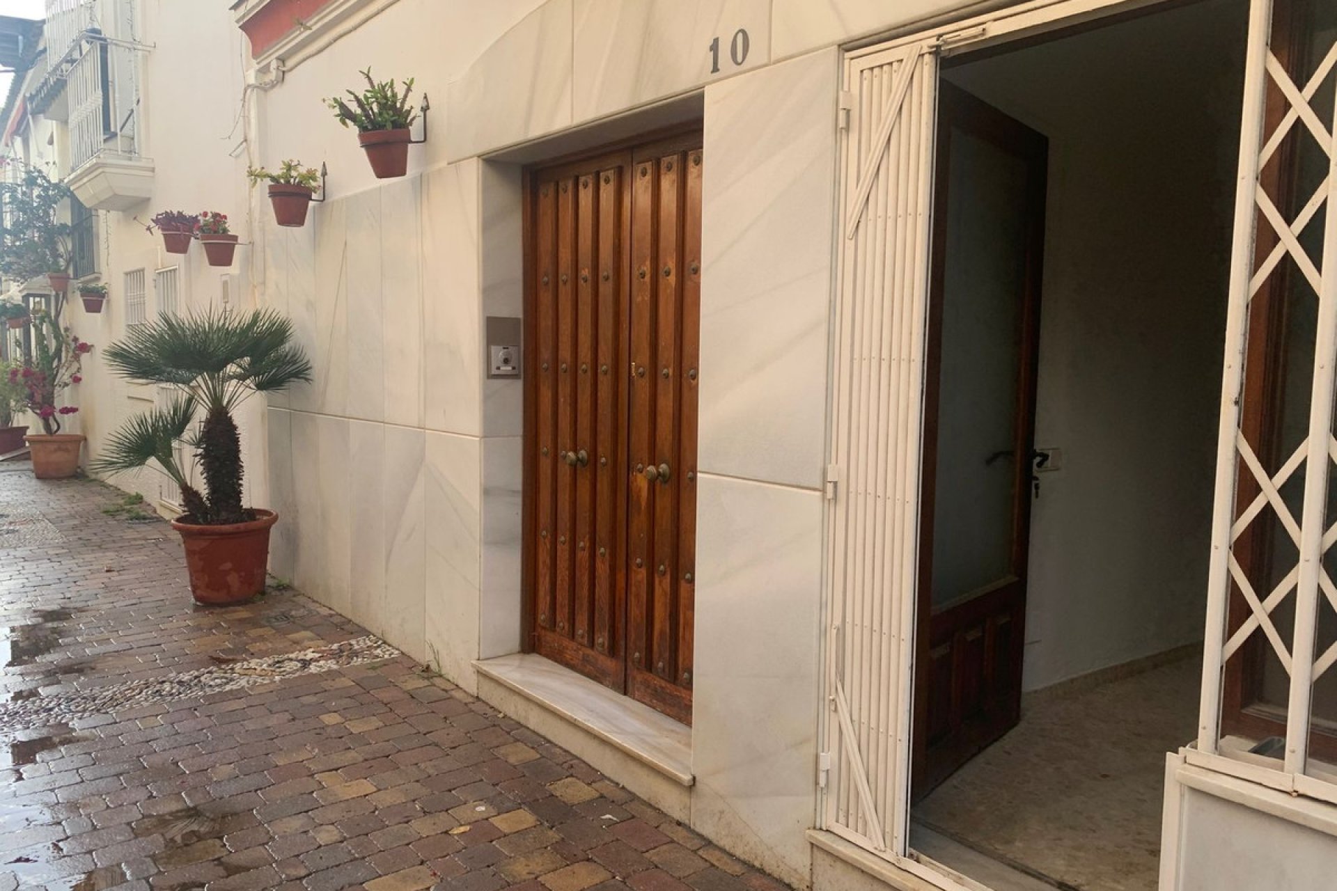 Resale - House - Townhouse - Estepona - Estepona Centro