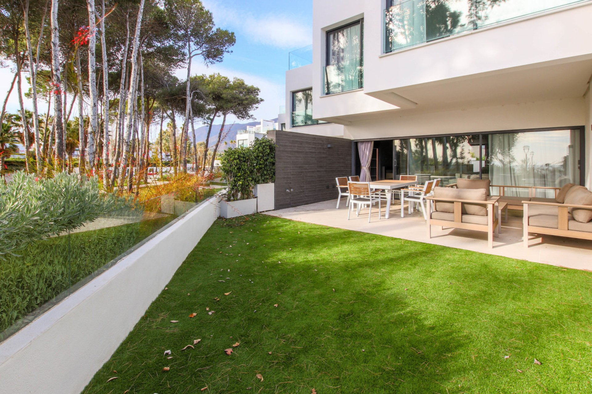 Resale - House - Townhouse - Estepona - Estepona Centro