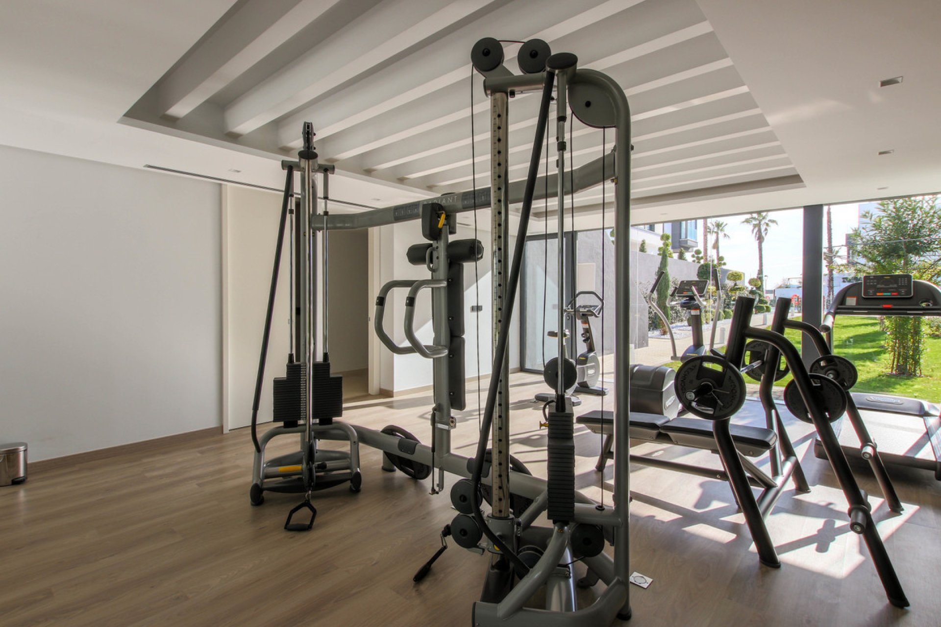 Resale - House - Townhouse - Estepona - Estepona Centro