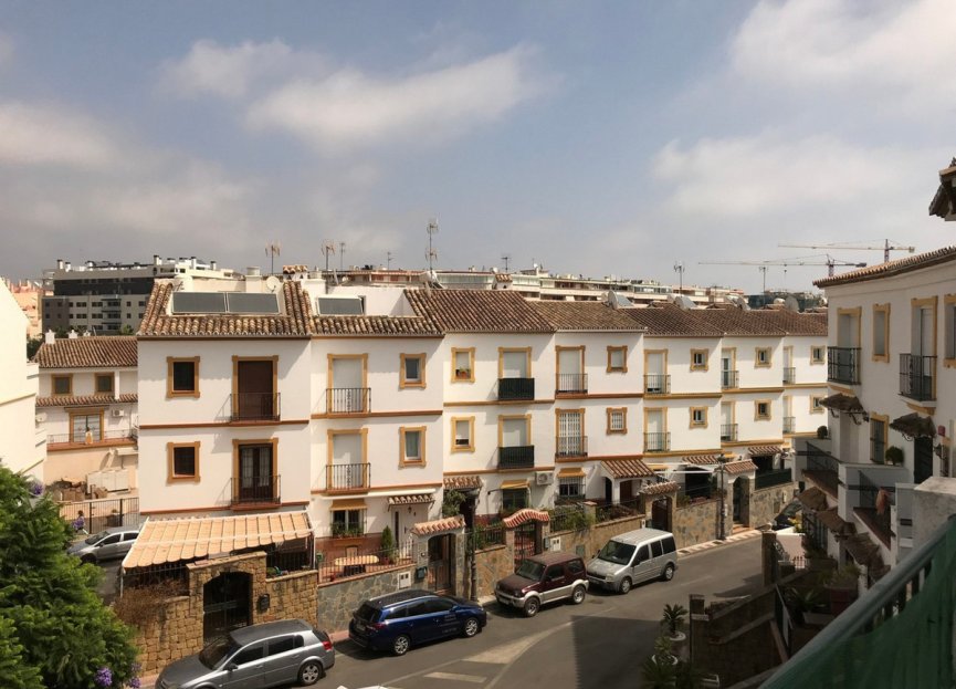 Resale - House - Townhouse - Estepona - Estepona Centro