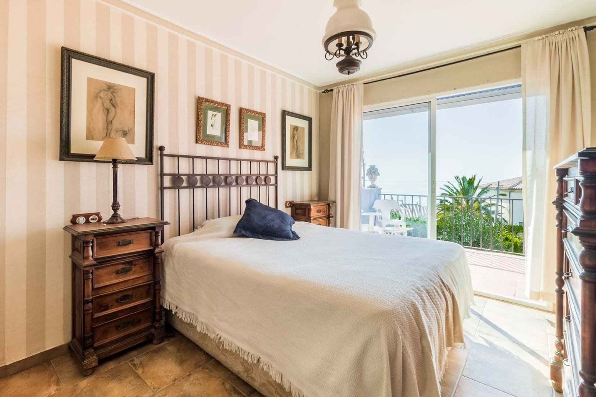 Resale - House - Townhouse - Estepona - Estepona Centro