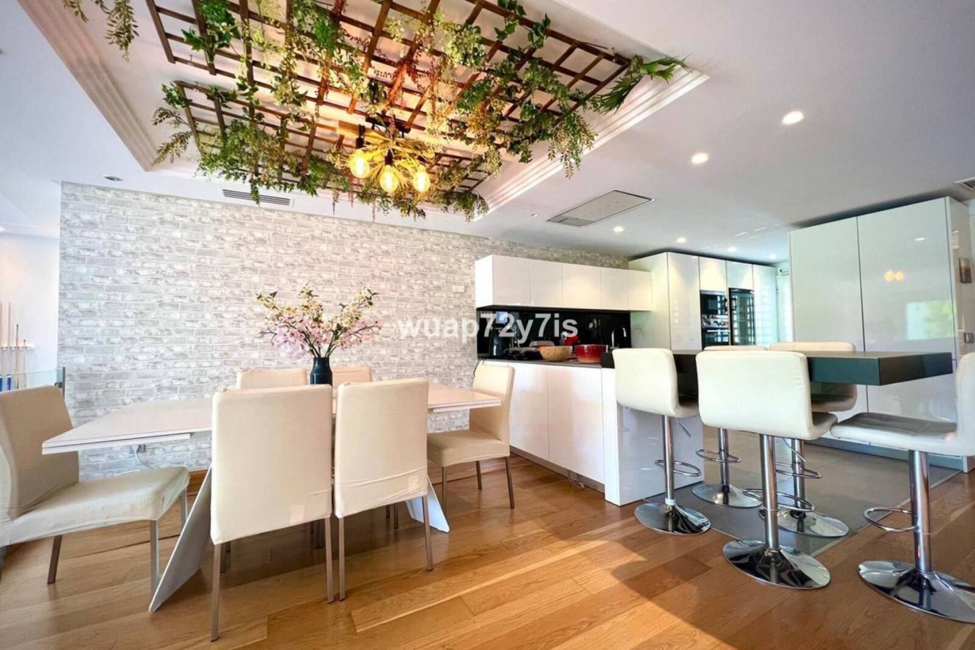 Resale - House - Townhouse - Estepona - Estepona Centro