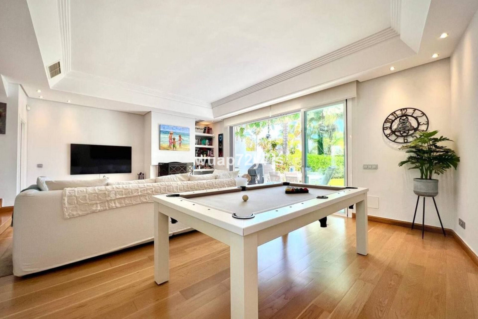 Resale - House - Townhouse - Estepona - Estepona Centro