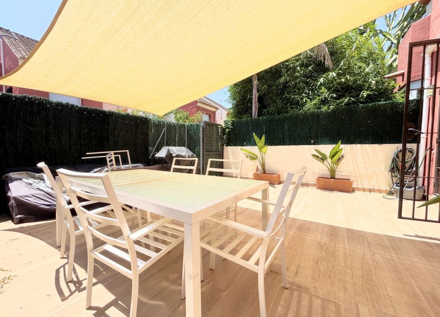 Resale - House - Townhouse - Estepona - Estepona Centro