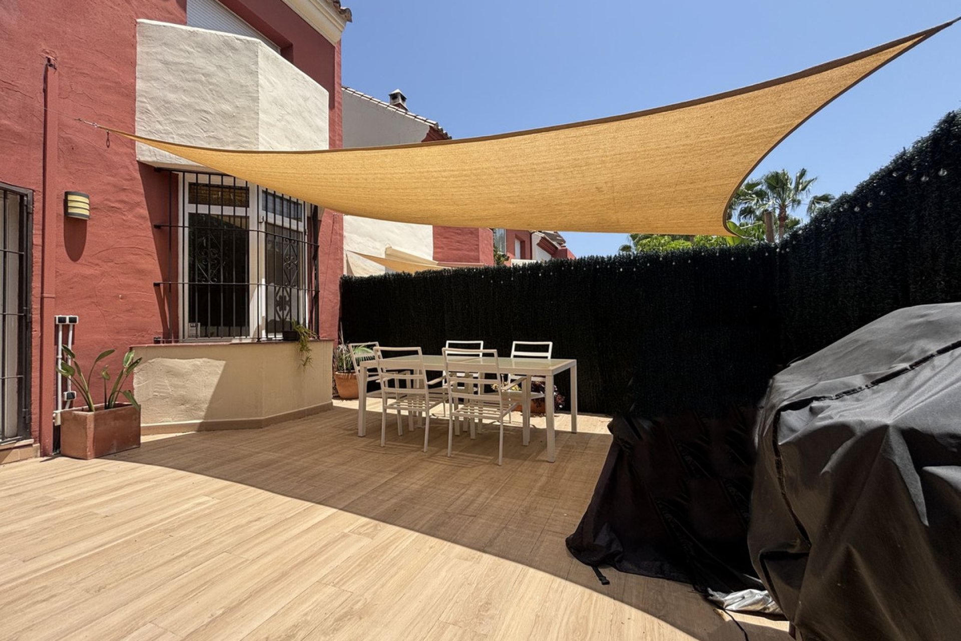 Resale - House - Townhouse - Estepona - Estepona Centro