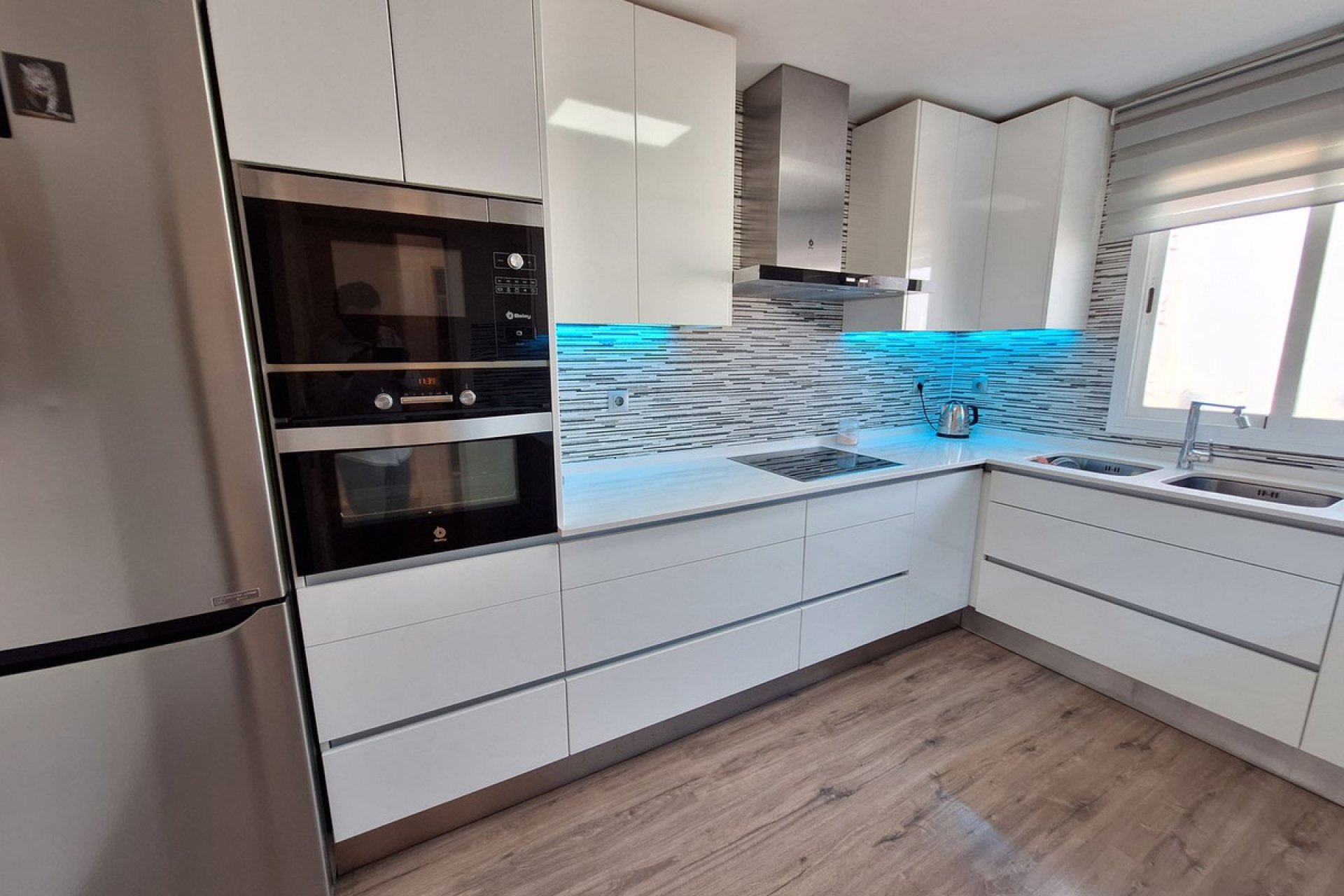 Resale - House - Townhouse - Estepona - Estepona Centro