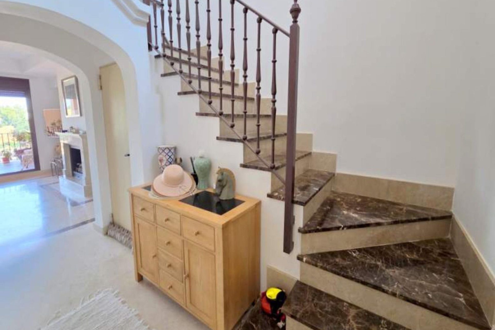 Resale - House - Townhouse - Estepona - Estepona Centro