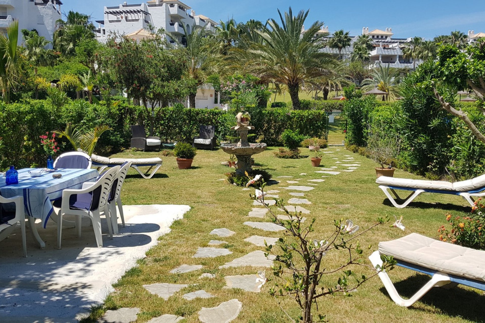 Resale - House - Townhouse - Estepona - Selwo