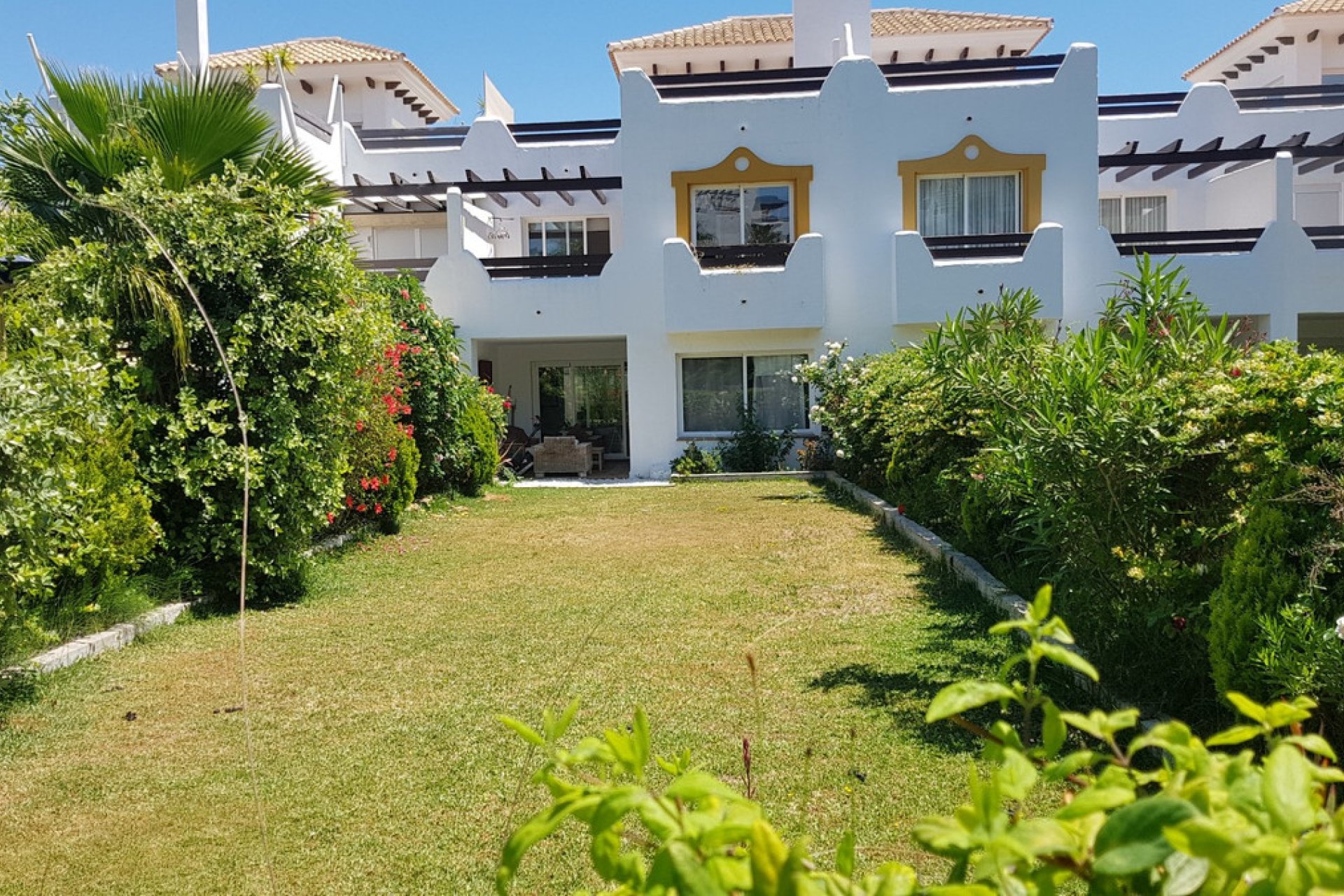 Resale - House - Townhouse - Estepona - Selwo