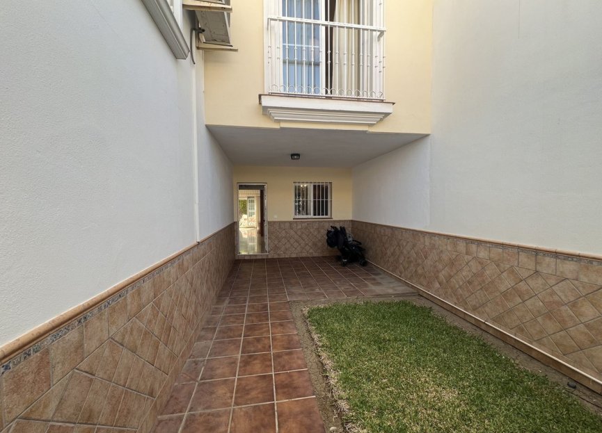 Resale - House - Townhouse - Fuengirola - Fuengirola Centro