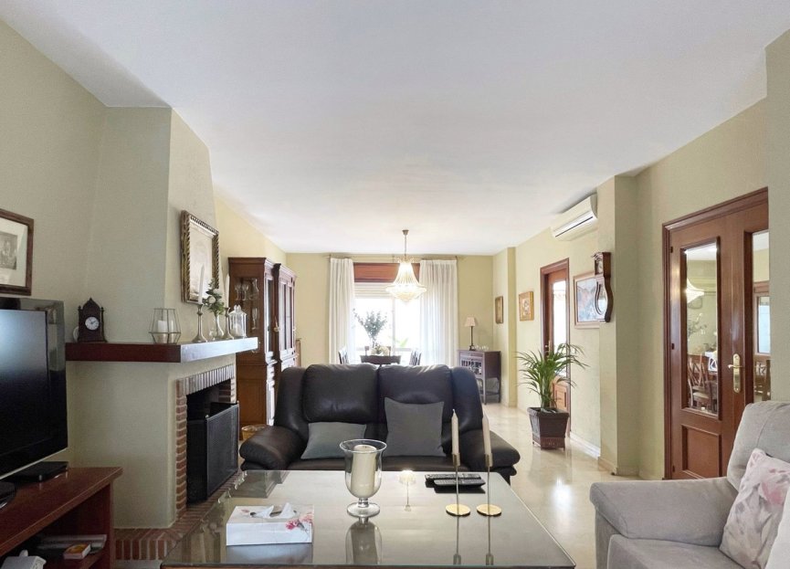 Resale - House - Townhouse - Fuengirola - Fuengirola Centro