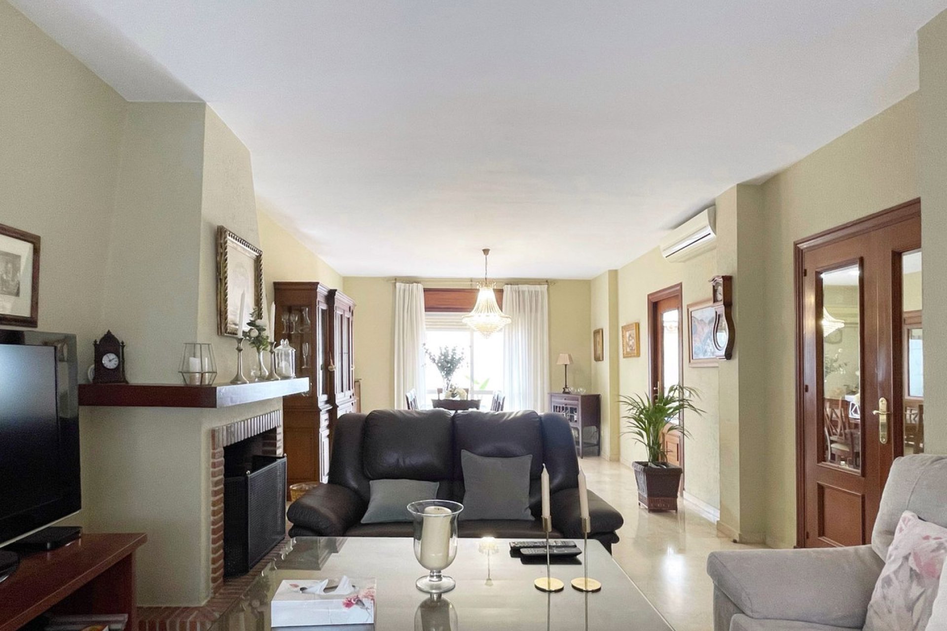 Resale - House - Townhouse - Fuengirola - Fuengirola Centro