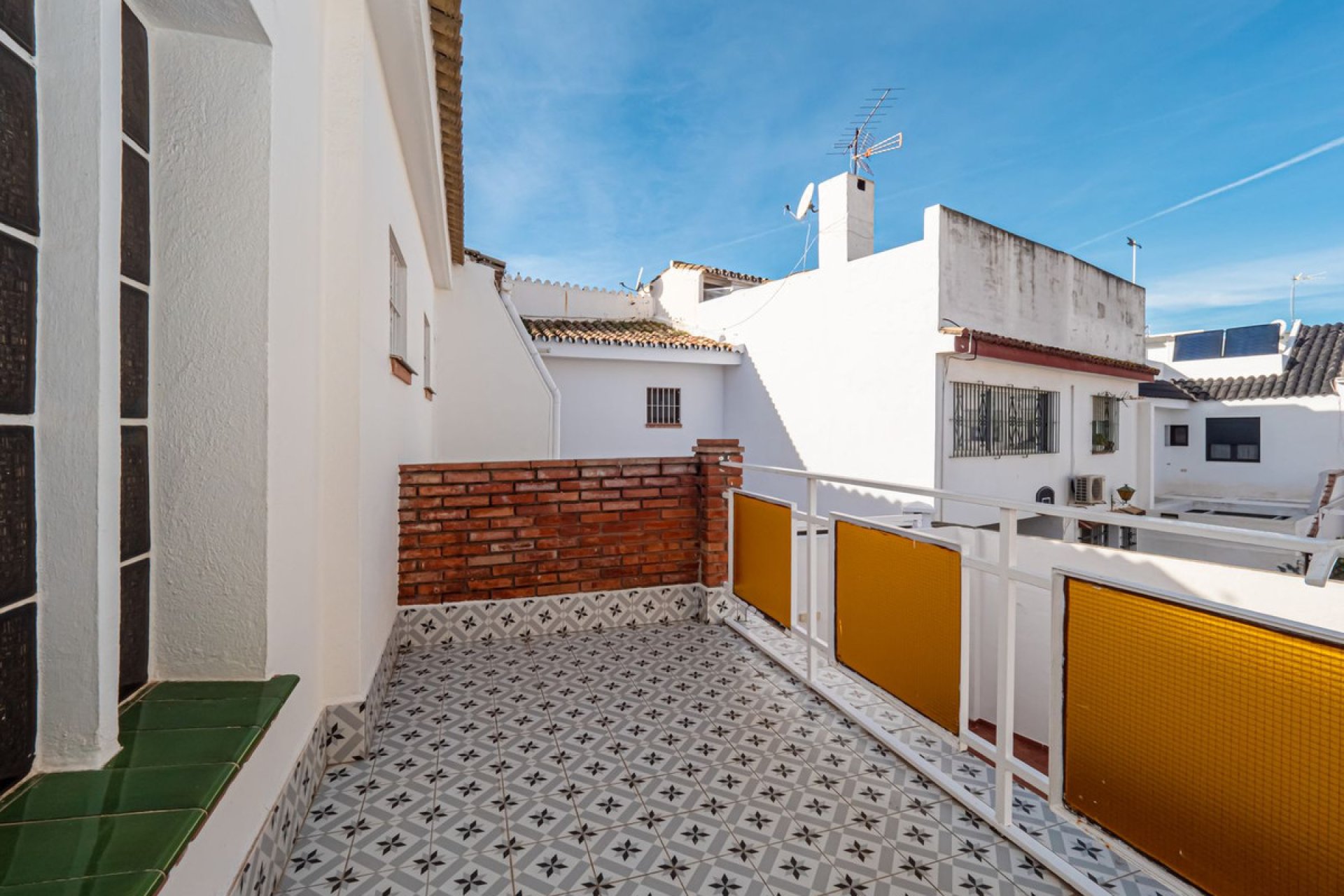 Resale - House - Townhouse - Fuengirola - Fuengirola Centro