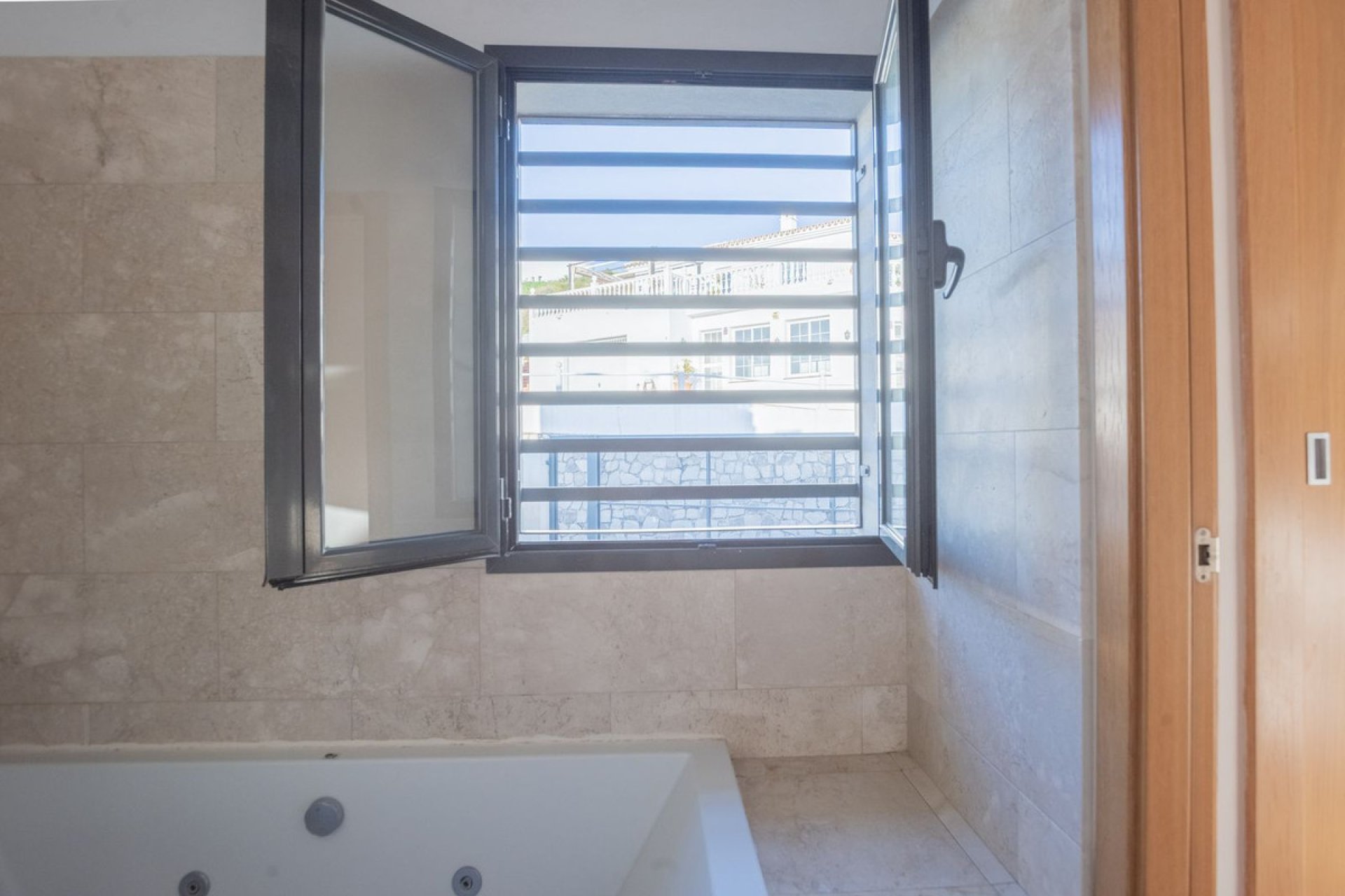 Resale - House - Townhouse - Fuengirola - Fuengirola Centro