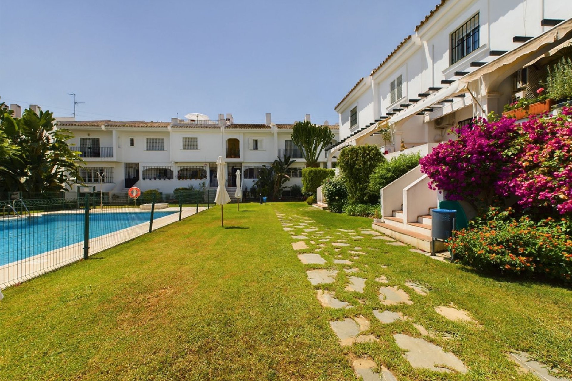 Resale - House - Townhouse - Marbella - Aloha