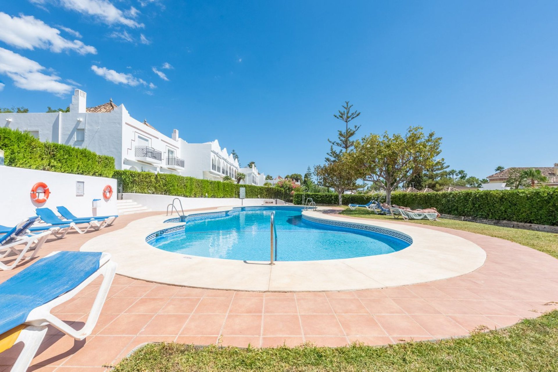 Resale - House - Townhouse - Marbella - Aloha