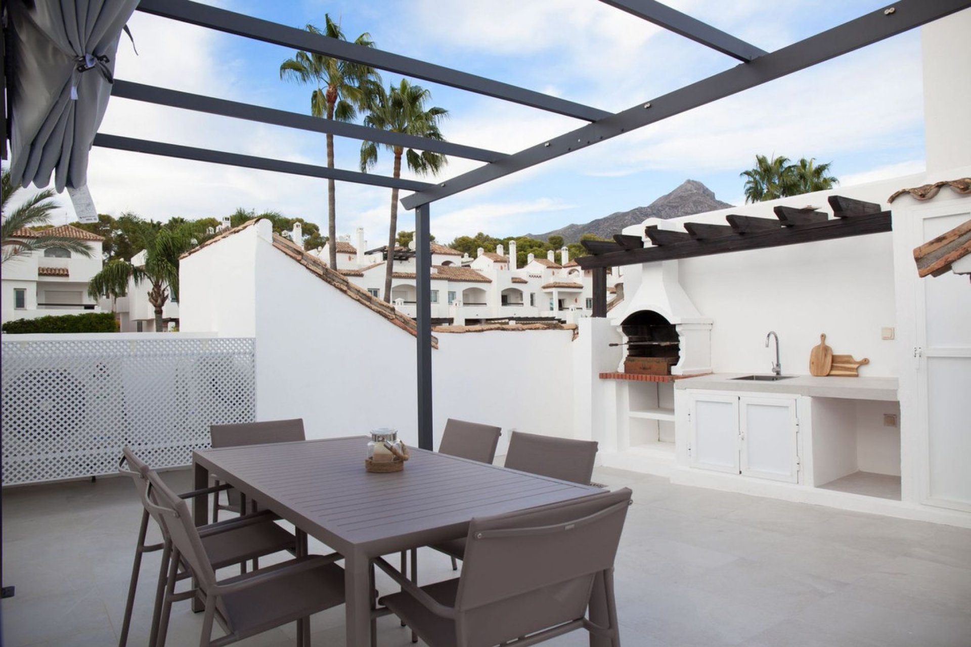 Resale - House - Townhouse - Marbella - Aloha