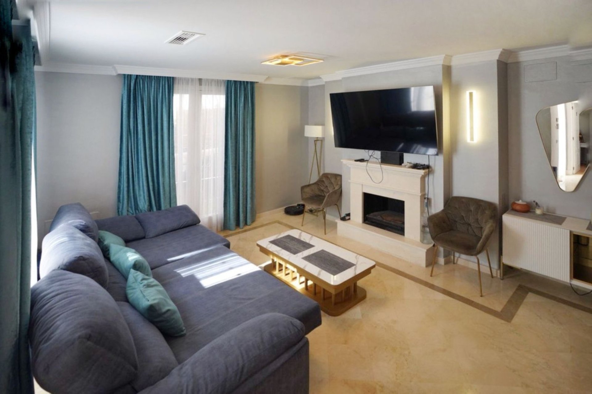 Resale - House - Townhouse - Marbella - Aloha