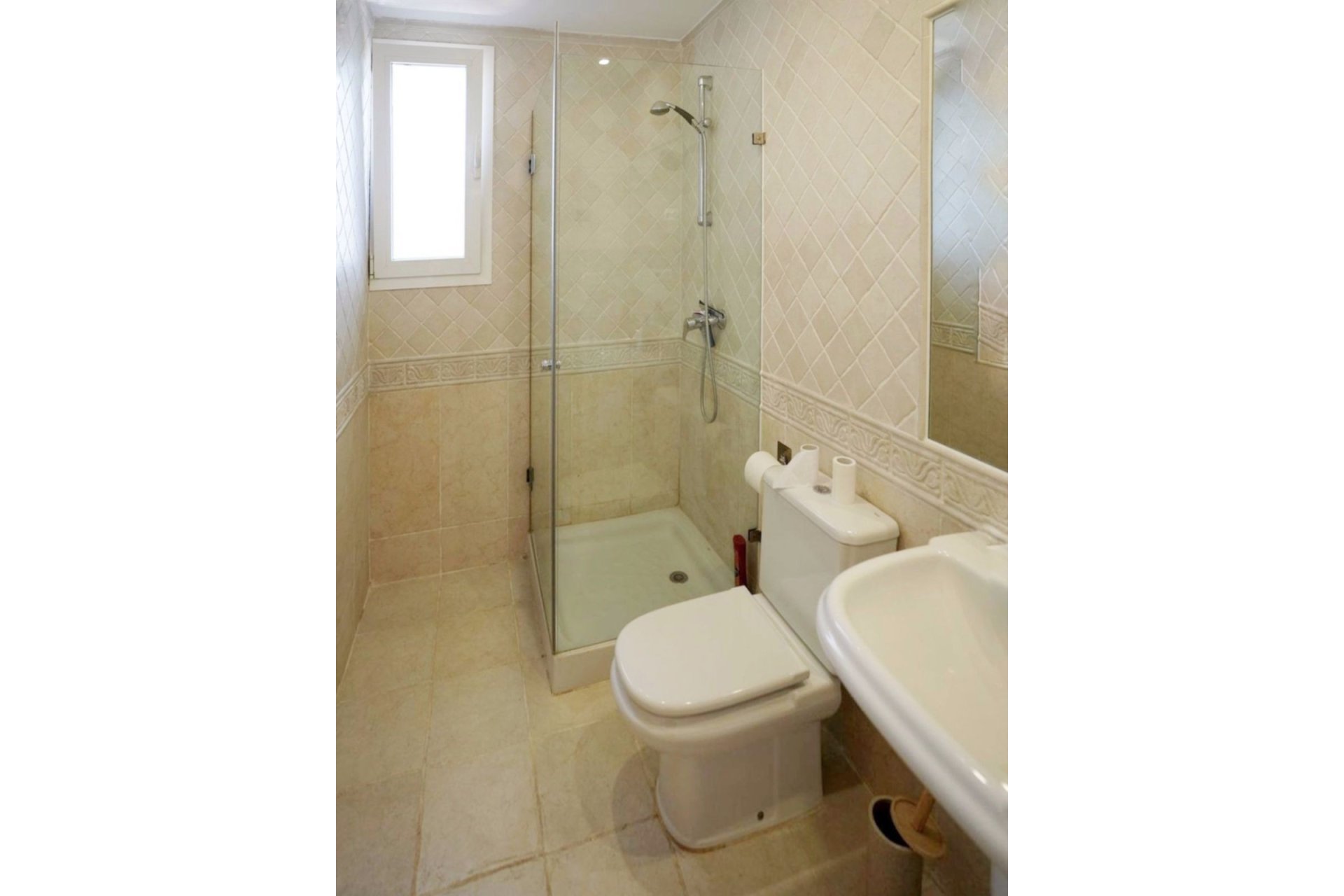 Resale - House - Townhouse - Marbella - Aloha