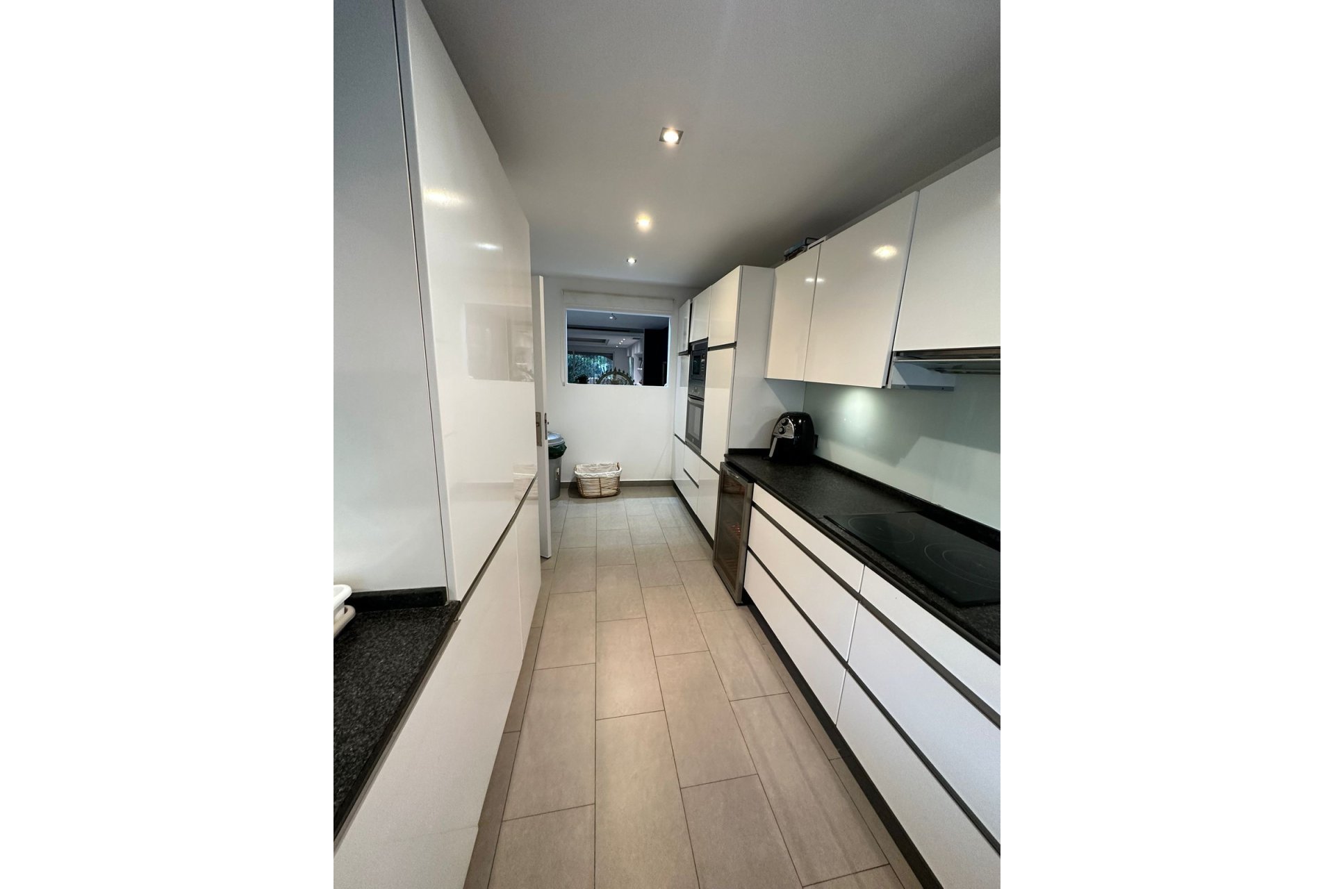 Resale - House - Townhouse - Marbella - Aloha