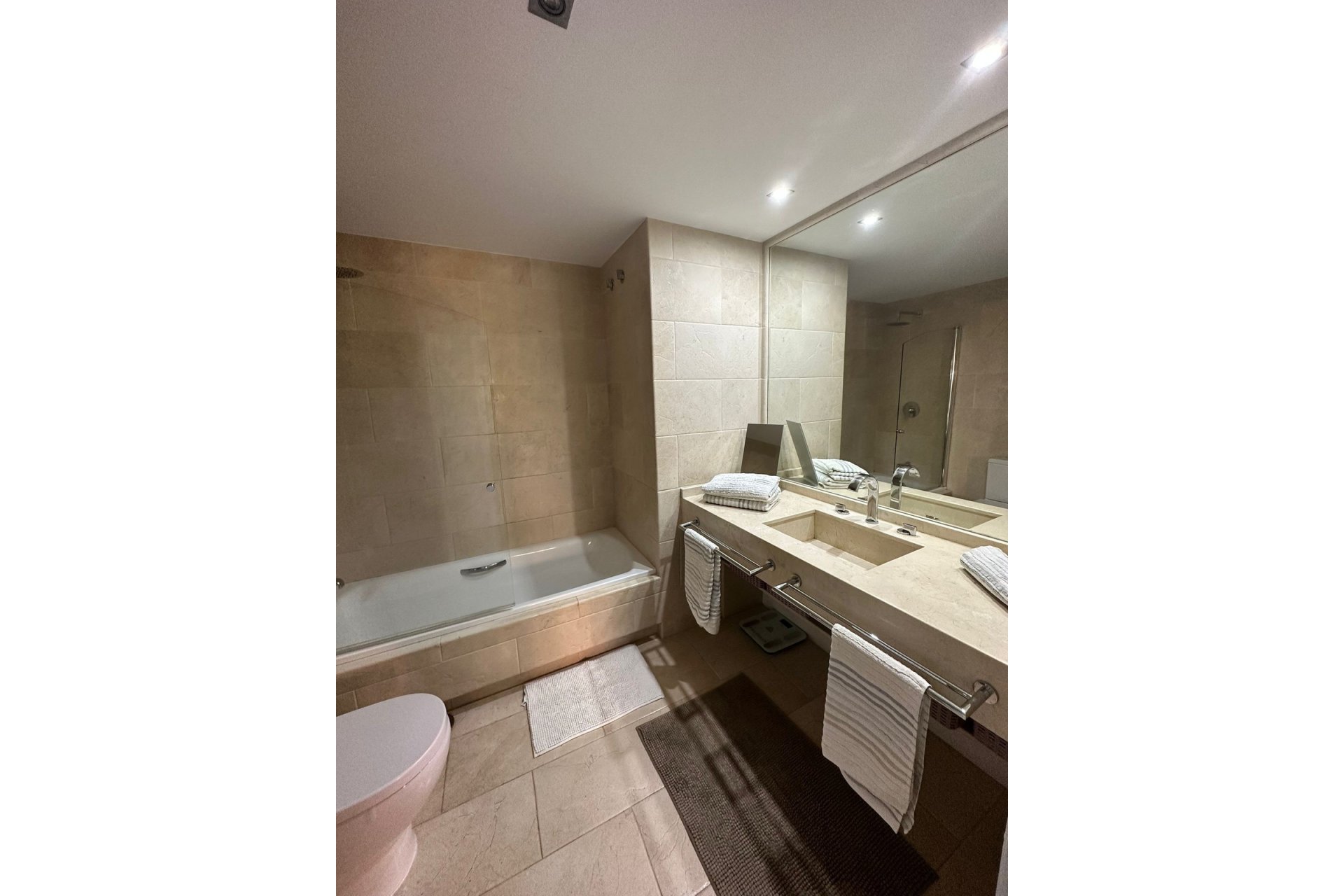 Resale - House - Townhouse - Marbella - Aloha