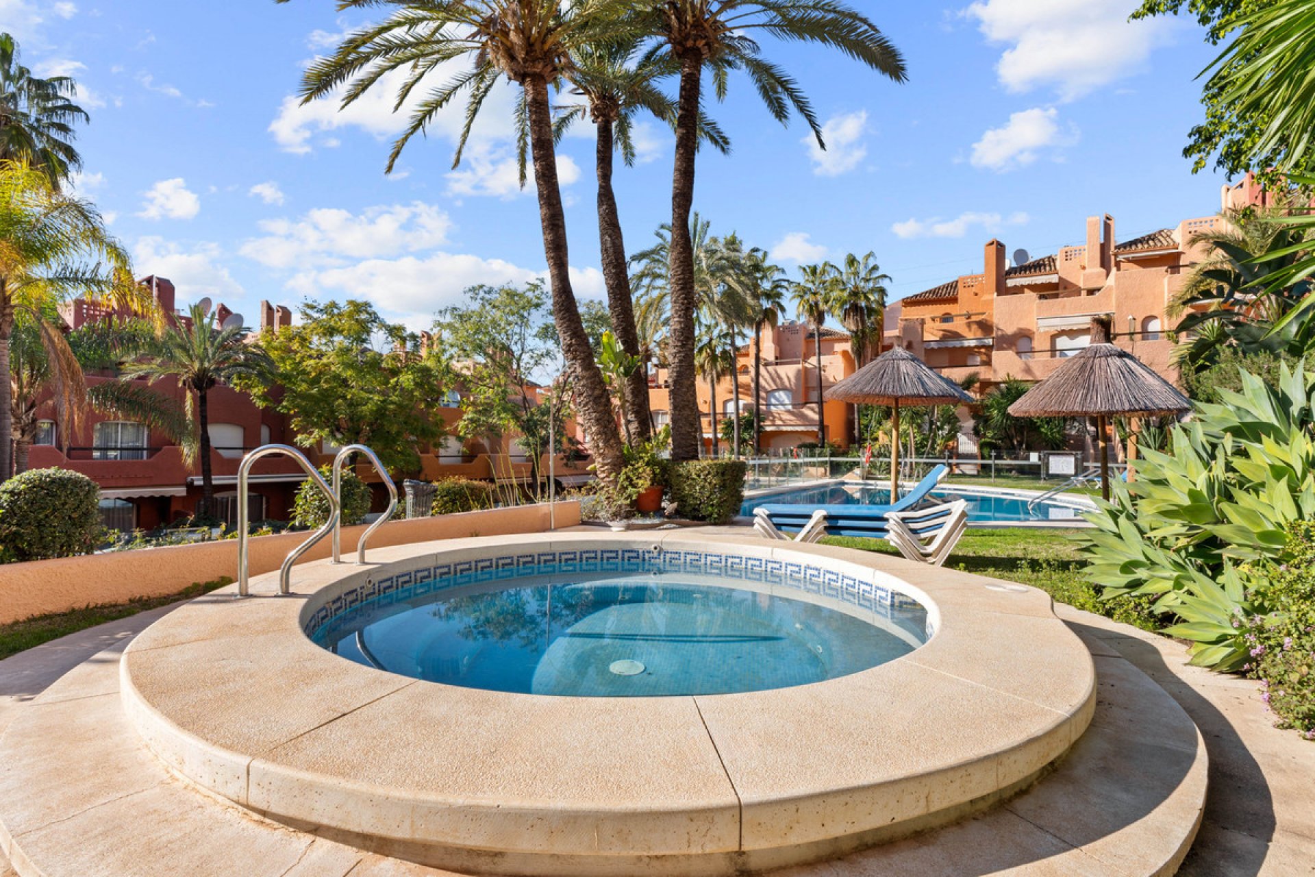 Resale - House - Townhouse - Marbella - Aloha