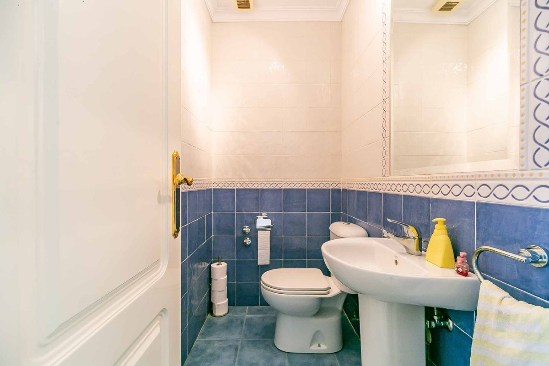 Resale - House - Townhouse - Marbella - Artola