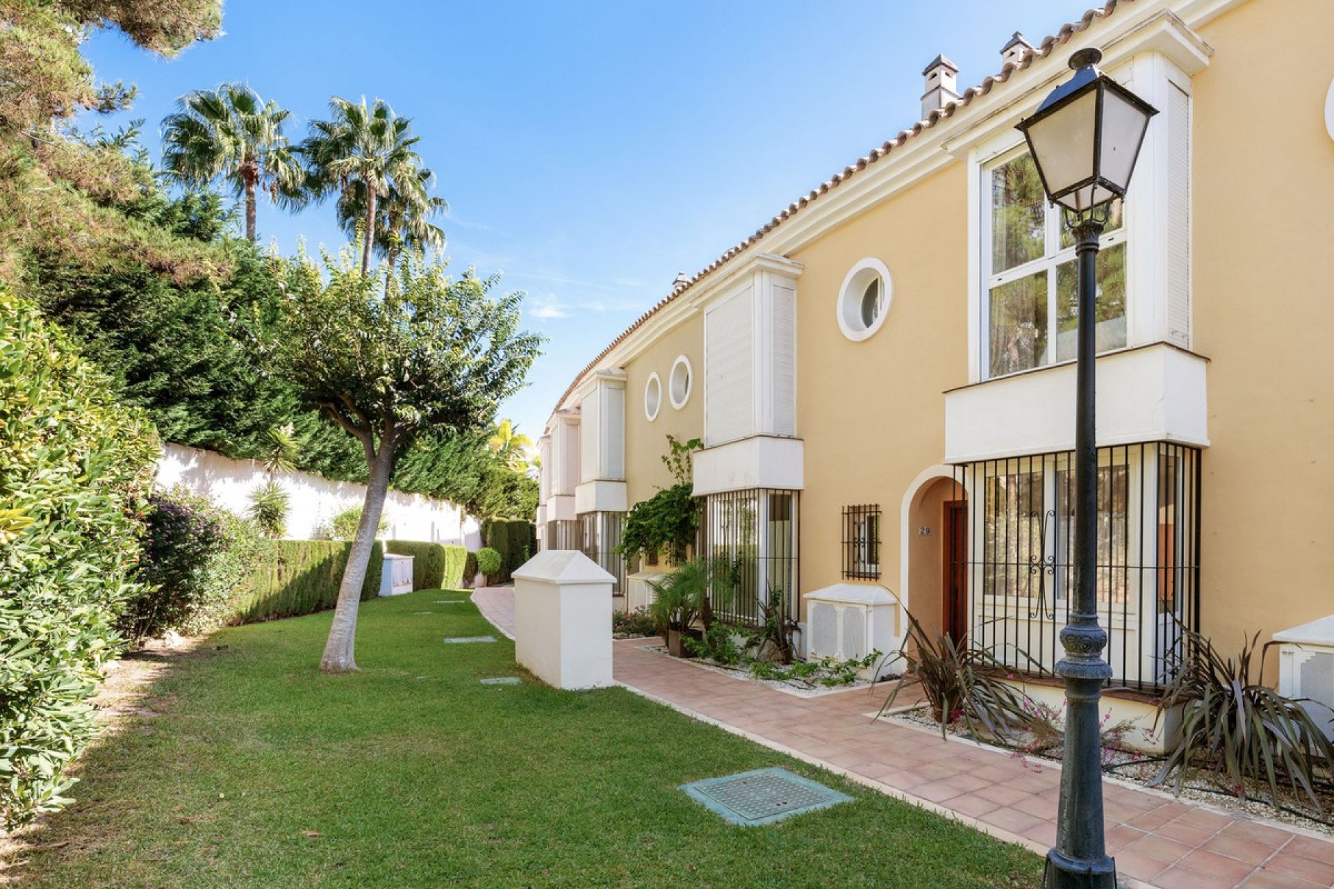 Resale - House - Townhouse - Marbella - Bahía de Marbella