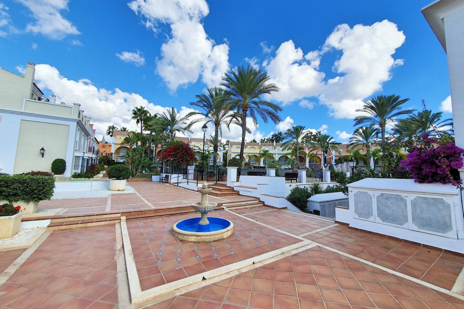 Resale - House - Townhouse - Marbella - Bahía de Marbella