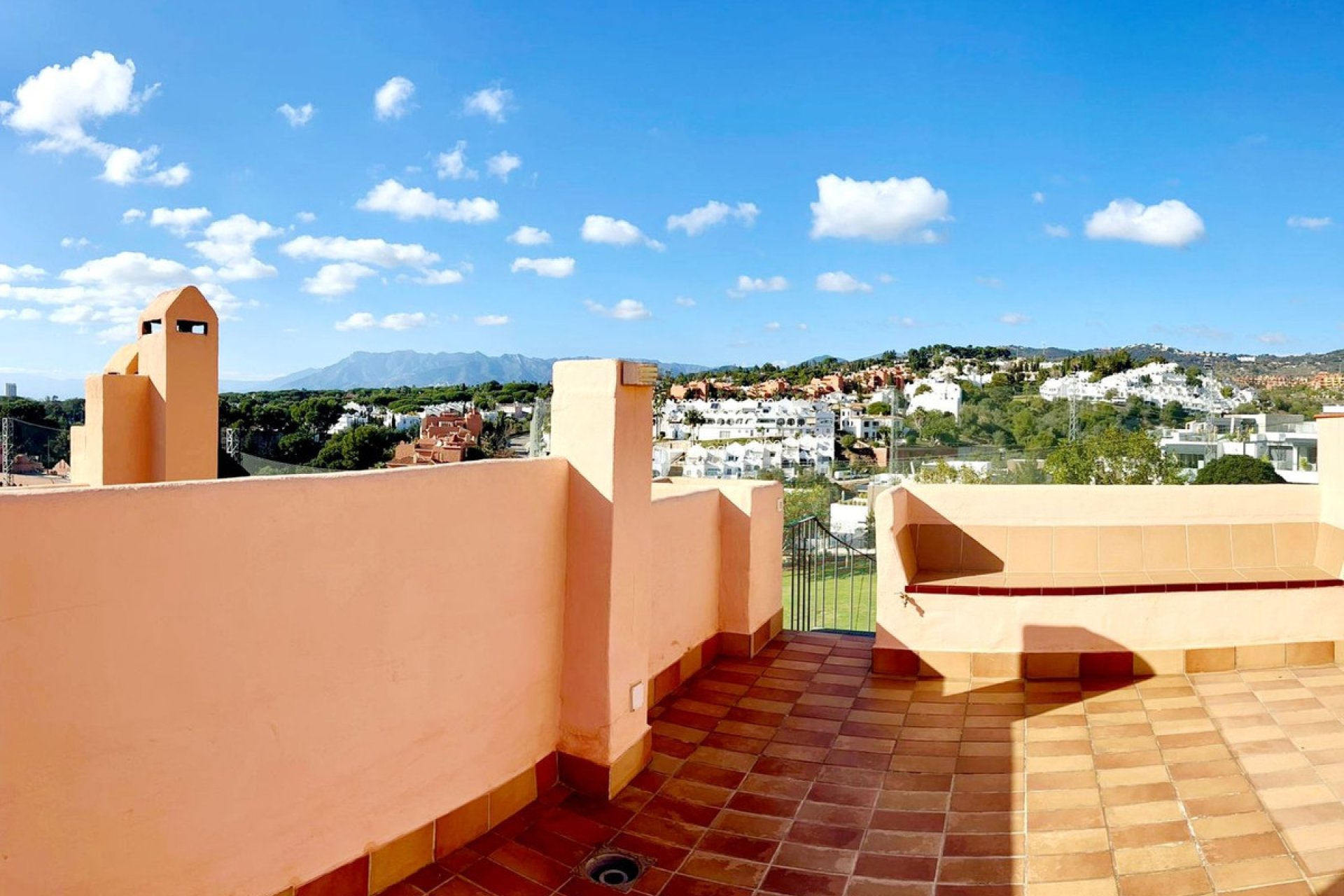 Resale - House - Townhouse - Marbella - Cabopino