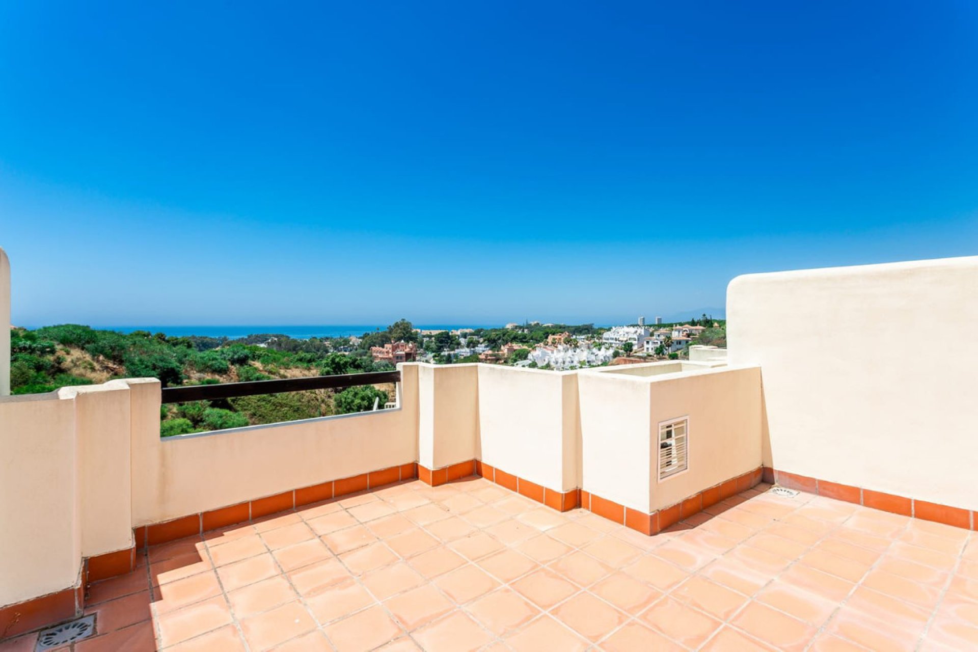 Resale - House - Townhouse - Marbella - Cabopino