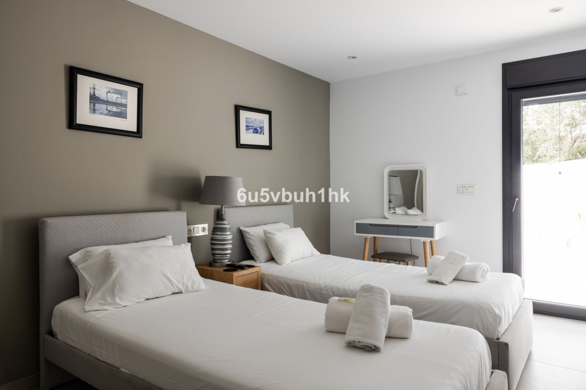 Resale - House - Townhouse - Marbella - El Rosario