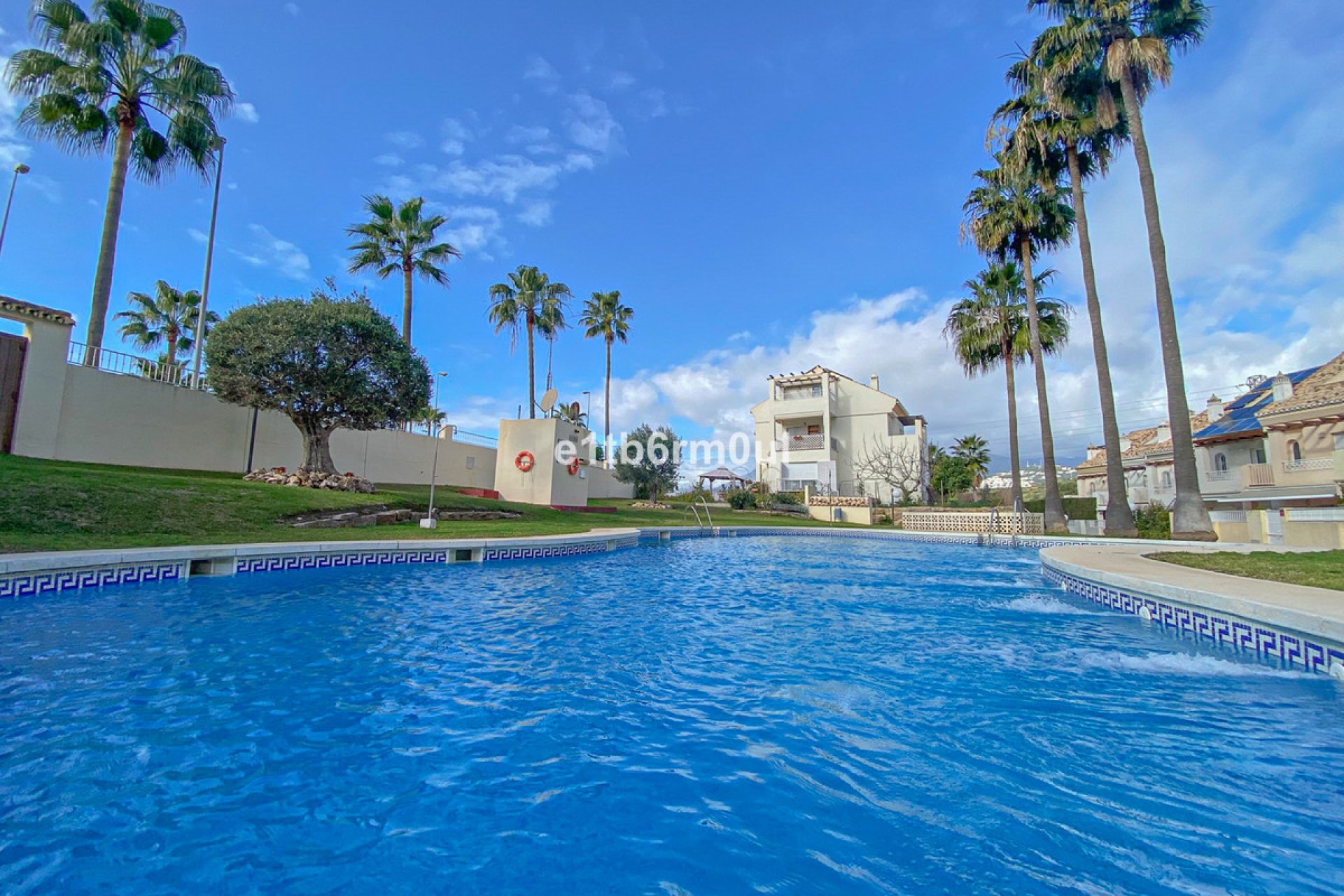 Resale - House - Townhouse - Marbella - El Rosario