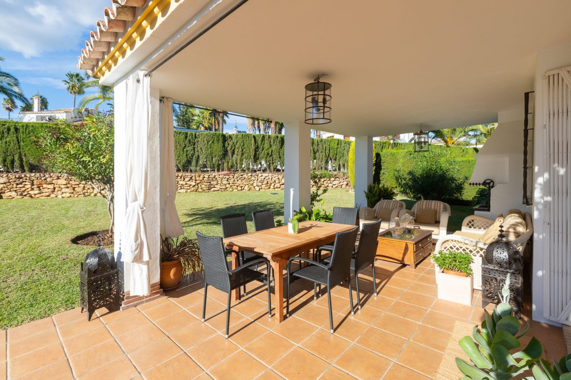 Resale - House - Townhouse - Marbella - Elviria