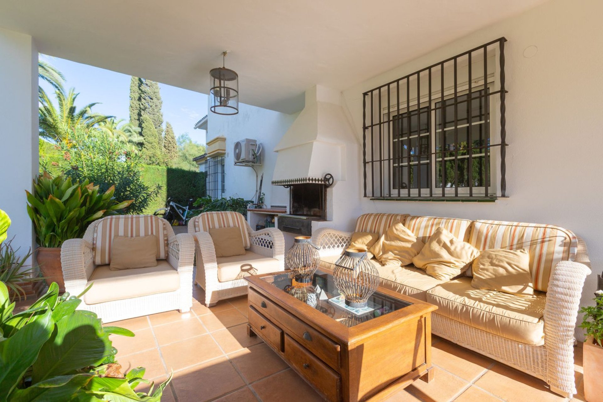 Resale - House - Townhouse - Marbella - Elviria