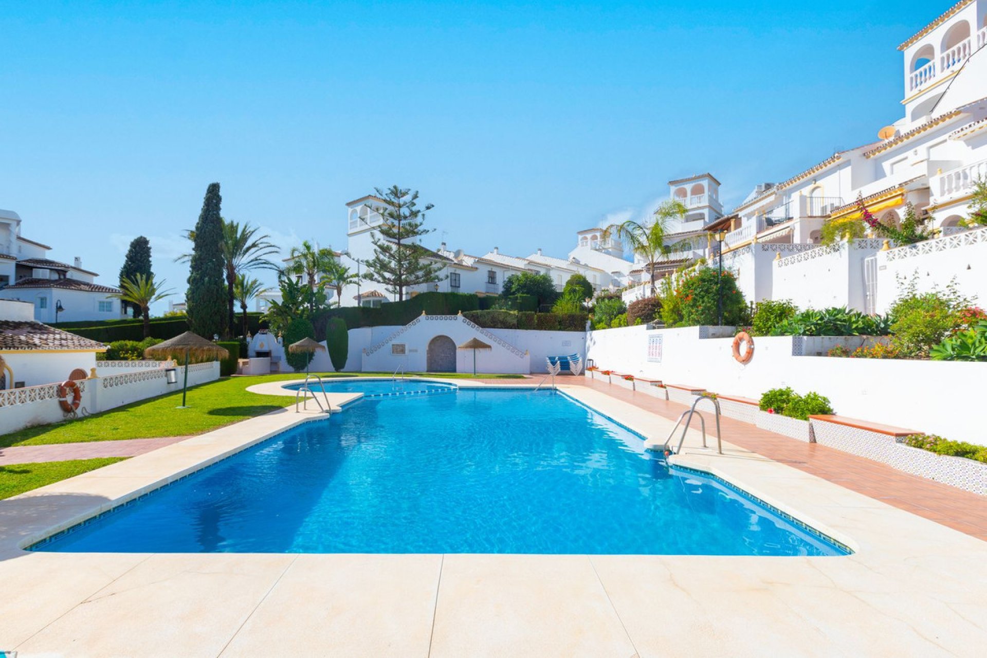 Resale - House - Townhouse - Marbella - Elviria