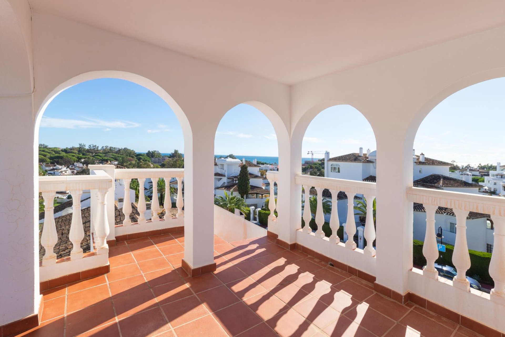 Resale - House - Townhouse - Marbella - Elviria